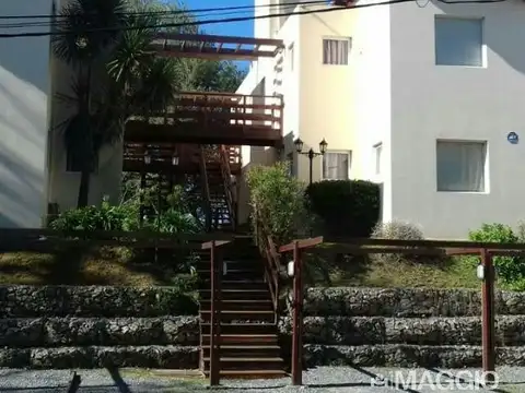 PH EN VENTA VILLA GESELL 3 AMB C/PATIO