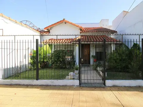 Venta Casa Multifamiliar 5 ambientes en San Andres