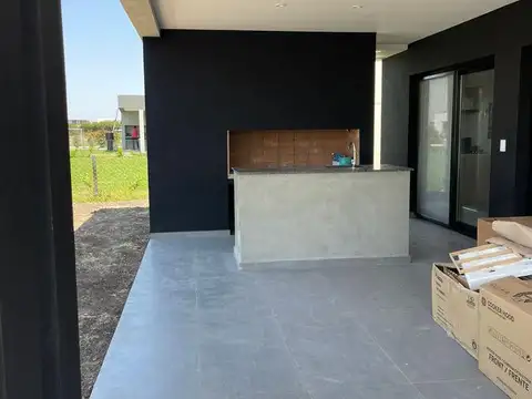 Casa en venta - Barrio Ceibos, Puertos / Escobar