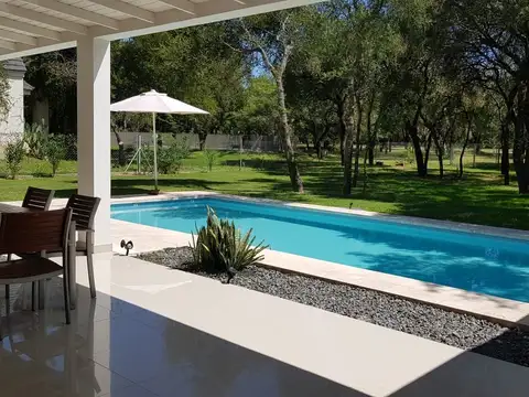 EL BOSQUE - ESPECTACULAR - MODERNA- 4 DORMITORIOS