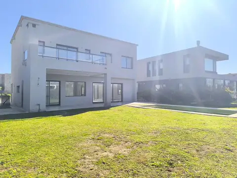 Casa en Venta al Noreste