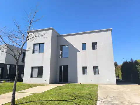 Ceibos, Puertos del Lago 100