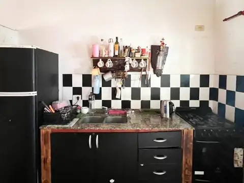 Casa 3 ambientes con 1 baño