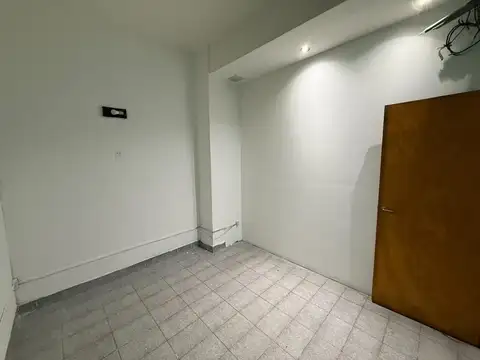 Local Comercial 45 M2 | San Justo Ctro. A 150m De La Plaza