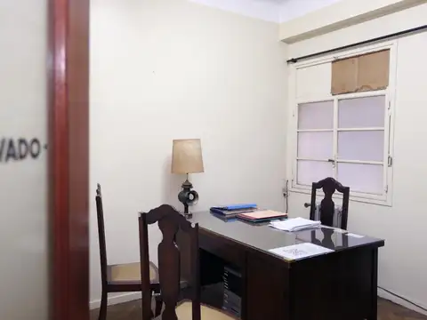 Oficina en Venta en San Nicolás, USD 25.000