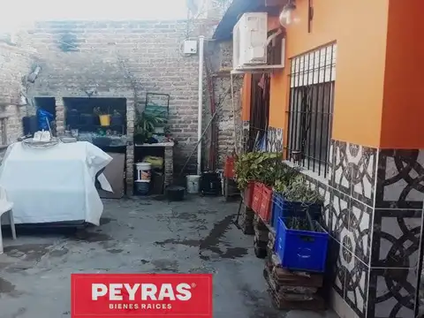 Casa en Venta en Lanus, USD 52.000