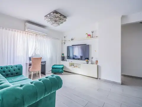 Departamento en Venta en Flores, USD 140.000