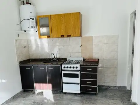 Depto Tipo Casa en Alquiler de 1 dormitorio