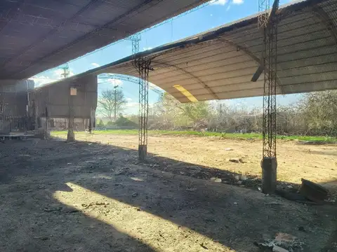 PREDIO PRODUCTIVO SOBRE CORDON INDUSTRIAL