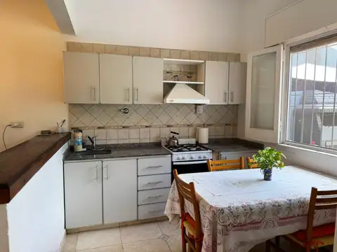 Monseñor Piaggio 100