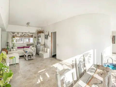 Venta Dto 4 amb c/Dependencia y Cochera  Apto Crédito