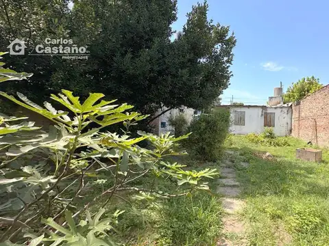 Casa 3 Amb. con Jardín