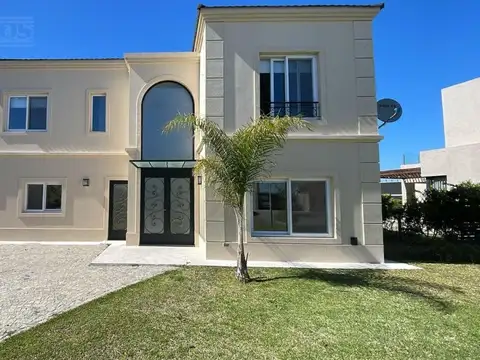 Casa en venta en el Barrio Vistas, Puertos / Escobar