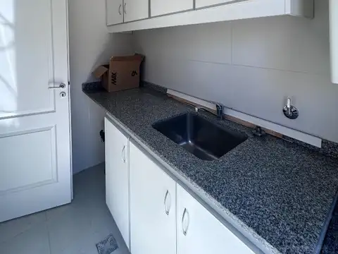 Casa en venta en el Barrio Vistas, Puertos / Escobar