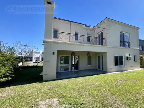 Casa en Venta en Puertos - Barrio Vistas, USD 359.000