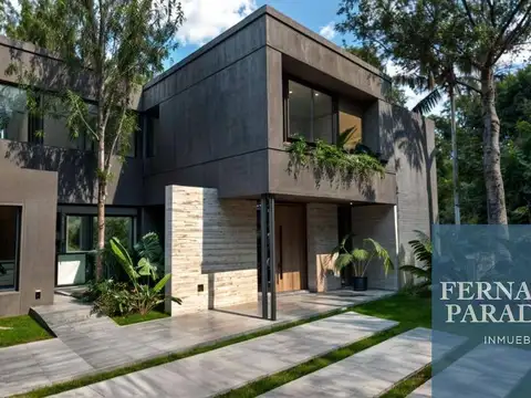 Casa en venta en Villa Gobernador Udaondo