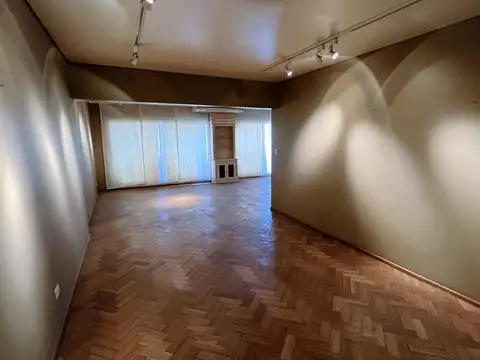 Departamento en Venta de 4 dormitorios