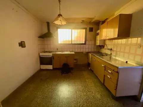 Depto Tipo Casa en Venta 47 años