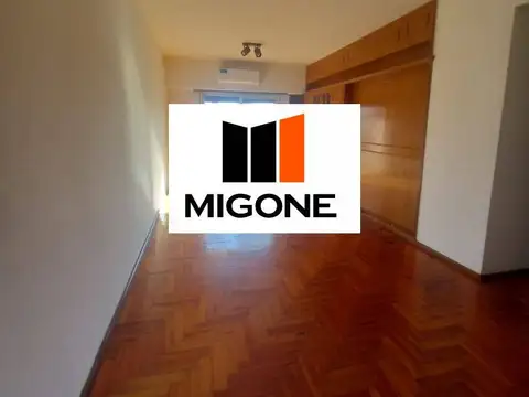 Depto Tipo Casa en Alquiler de 4 ambientes