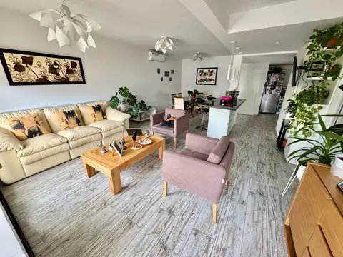 Departamento 4 ambientes con 2 baños