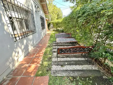 Casa 3 ambientes con 2 baños
