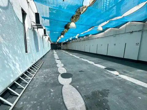 Local en Venta 49 años