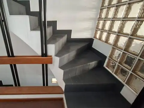 Oficina en Venta 27 años