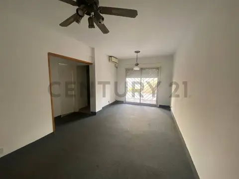 Av. San Martín 5700, Piso 1