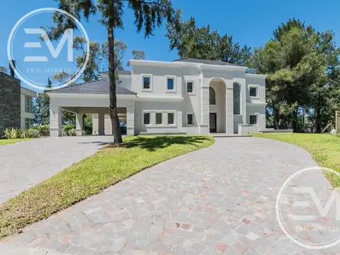 Casa en Venta de 4 dormitorios