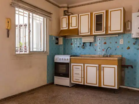 Depto Tipo Casa en Venta 46 años