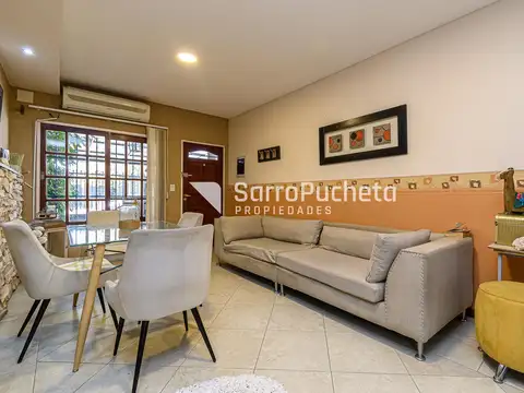 Depto Tipo Casa en Venta en Haedo Sur, USD 150.000