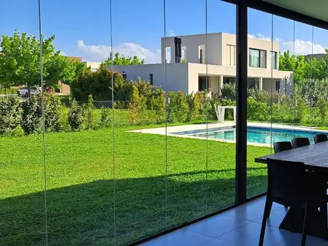 Casa Venta Puertos del Lago Pileta