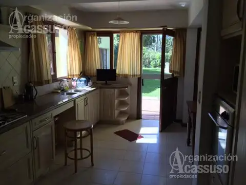 ZONA CANTEGRIL    calle Mar de Coral y Tenerife