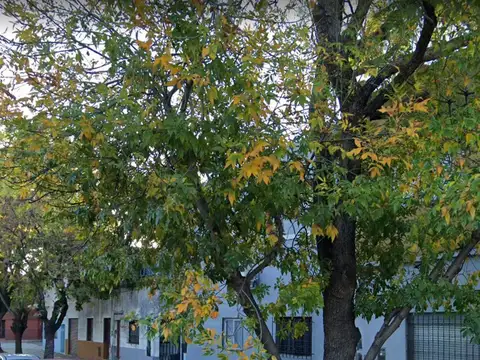 Local en Venta 51 años