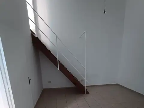 Depto Tipo Casa en Alquiler de 2 dormitorios