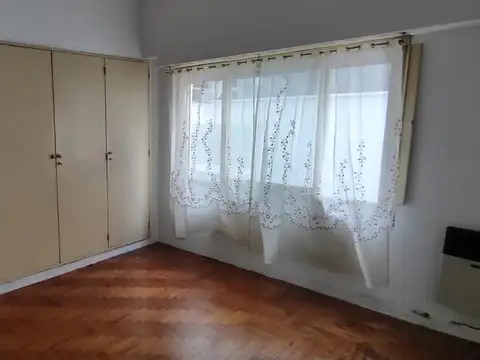 Depto Tipo Casa en Venta 50 años