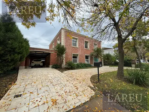 Casa en Venta de 5 dormitorios