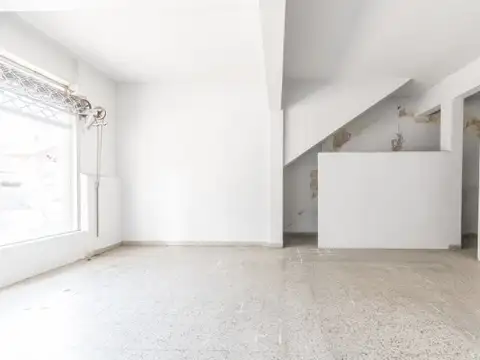 Local en Venta 50 años