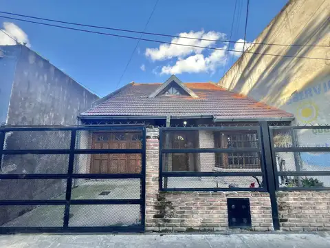 Casa chalet 4 ambientes en venta Ezeiza - APTO CREDITO - Acepta Permuta