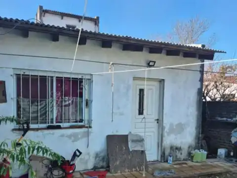 Casa en Venta con 1 cochera