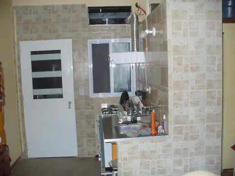 Local en venta en  Florencio Varela