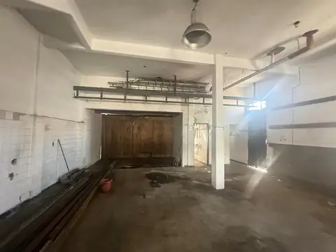 Galpon en Venta 20  mts Fondo