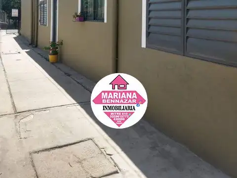Casa en Venta con 4 cocheras
