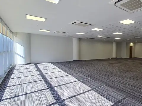 Oficina en Puerto Norte