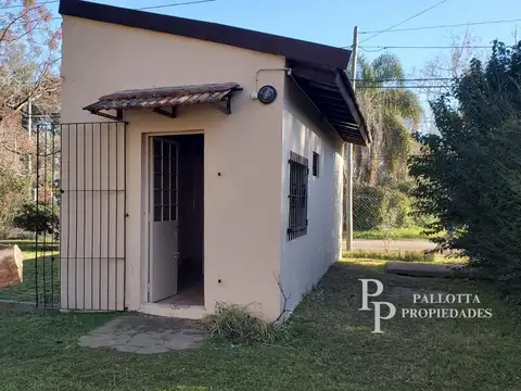 Pequeña casita en La Bota.