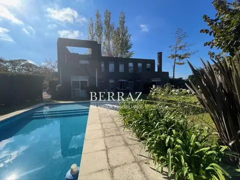 Casa Venta Saint Matthew´s 6 ambientes lote de 800 m2 Pilar