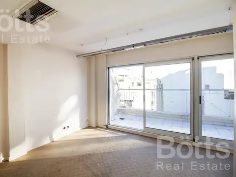 Oficina en Venta con 1 cochera