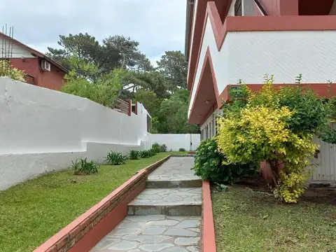 Avenida 2 4648 , Piso 2