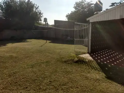 Casa en Venta en Claypole, USD 99.000