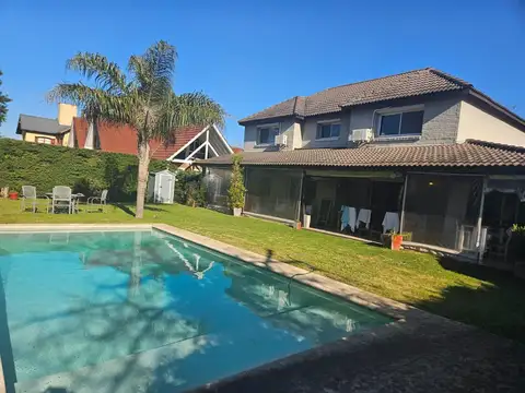 Casa en Venta en La Caballeriza, USD 320.000